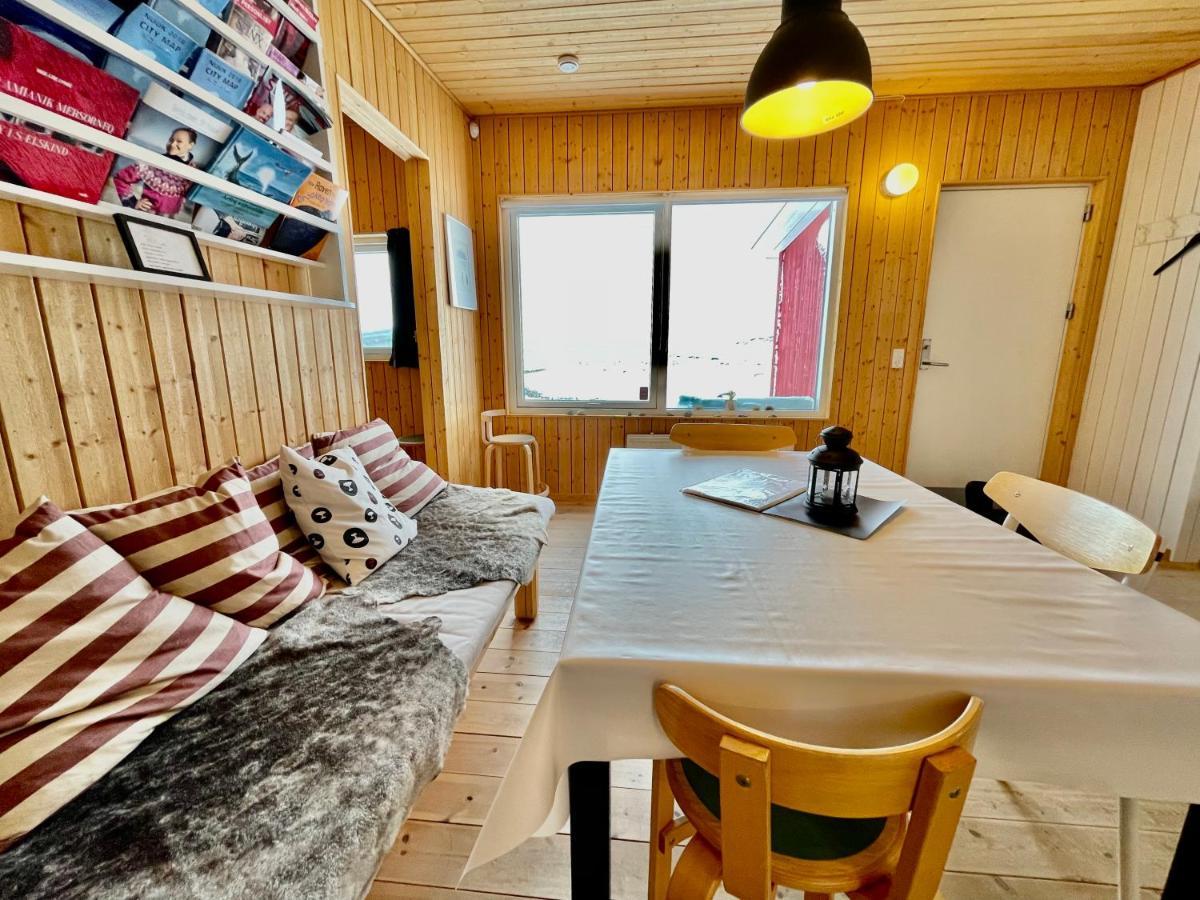 Inuk Hostels Nuuk Extérieur photo